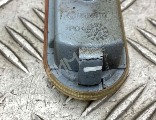 Повторитель передний левый Volkswagen Bora (1J) 1998-2005  Volkswagen Bora Bora (1J) 1998-2005