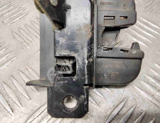 Замок багажника Volkswagen Golf IV (1J) 1997-2004  Volkswagen Golf Golf IV (1J) 1997-2004