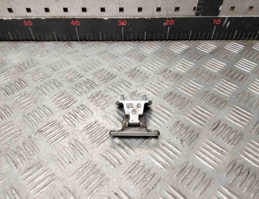 Петля крышки багажника Mercedes C (W203) 2000-2004  Mercedes C C (W203) 2000-2004