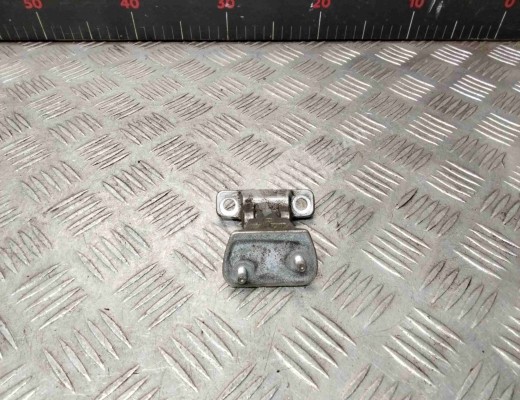 Петля крышки багажника Mercedes C (W203) 2000-2004  Mercedes C C (W203) 2000-2004