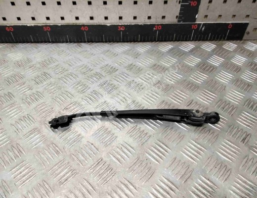 Щеткодержатель задний Mercedes C (W203) 2000-2004  Mercedes C C (W203) 2000-2004