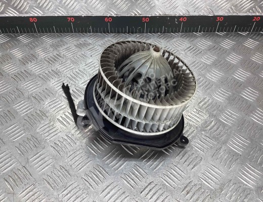 Моторчик печки Mercedes E (W211) 2002-2006  Mercedes E E (W211) 2002-2006