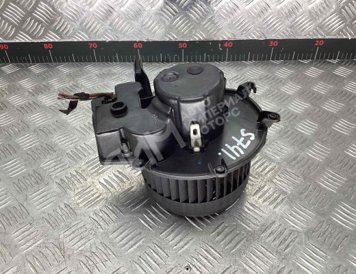 Моторчик печки Mercedes C (W203) 2000-2004  Mercedes C C (W203) 2000-2004