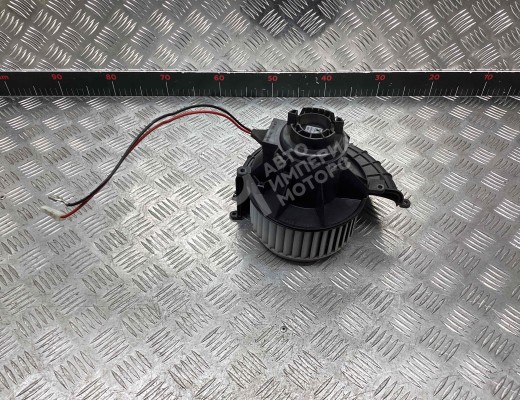 Моторчик печки Opel Astra H 2004-2007  Opel Astra Astra H 2004-2007