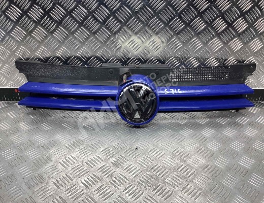 Решетка радиатора Volkswagen Golf IV (1J) 1997-2004  Volkswagen Golf Golf IV (1J) 1997-2004