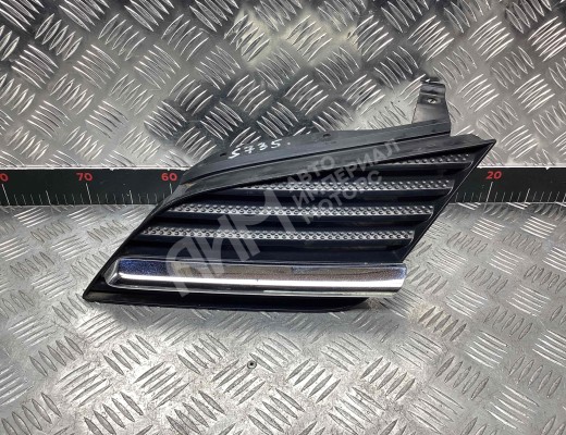 Решетка радиатора Nissan Primera III (P12) 2002-2008  Nissan Primera Primera III (P12) 2002-2008