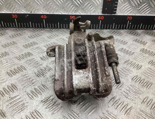 Суппорт задний правый Volkswagen Passat B5 (3B) 1996-2000  Volkswagen Passat Passat B5 (3B) 1996-2000