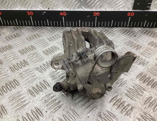 Суппорт задний правый Audi A4 B6 (8EC, 8E5) 2000-2004  Audi A4 A4 B6 (8EC, 8E5) 2000-2004