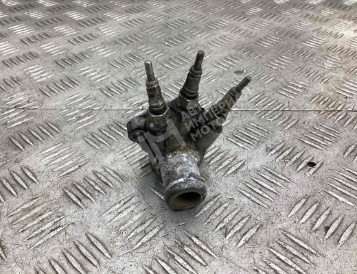 Подогреватель охлаждающей жидкости (антифриза) Volkswagen Golf IV (1J) 1997-2004  Volkswagen Golf Golf IV (1J) 1997-2004