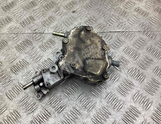 Насос вакуумный Volkswagen Golf IV (1J) 1997-2004  Volkswagen Golf Golf IV (1J) 1997-2004