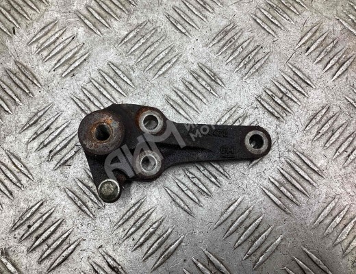 Кронштейн Opel Zafira B 2005-2008  Opel Zafira Zafira B 2005-2008