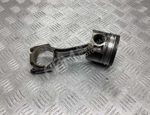 Поршень Skoda Octavia A5 (1Z) 2004-2008  Skoda Octavia Octavia A5 (1Z) 2004-2008