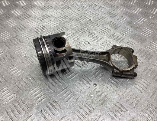 Поршень Skoda Octavia A5 (1Z) 2004-2008  Skoda Octavia Octavia A5 (1Z) 2004-2008