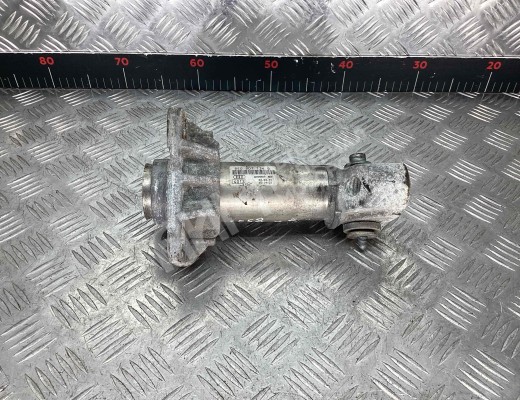 Кронштейн крепления бампера переднего Audi A4 B6 (8EC, 8E5) 2000-2004  Audi A4 A4 B6 (8EC, 8E5) 2000-2004