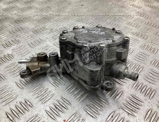 Насос вакуумный Volkswagen Golf IV (1J) 1997-2004  Volkswagen Golf Golf IV (1J) 1997-2004