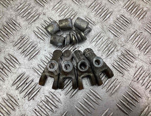 Скоба (кронштейн) крепления форсунки Opel Zafira B 2005-2008  Opel Zafira Zafira B 2005-2008