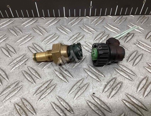 Датчик давления топлива Renault Midlum I 2000-2006  Renault Midlum Midlum I 2000-2006