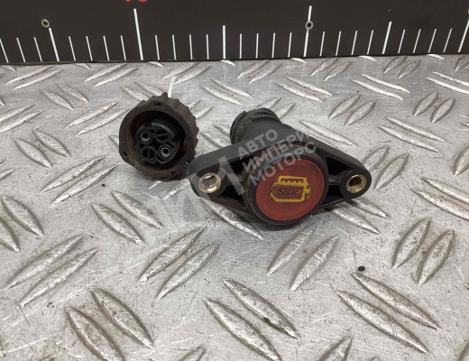 Кнопка (выключатель) Renault Midlum I 2000-2006  Renault Midlum Midlum I 2000-2006