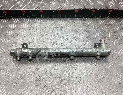 Топливная рампа Mercedes C (W203) 2004-2007 рестайлинг  Mercedes C C (W203) 2004-2007 рестайлинг