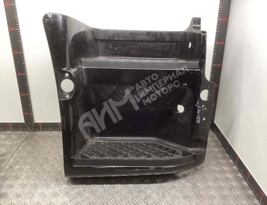 Подножка кабины правая (входной модуль) Renault Midlum I 2000-2006  Renault Midlum Midlum I 2000-2006