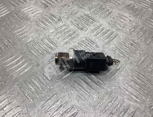Датчик давления топлива Mercedes C (W203) 2004-2007 рестайлинг  Mercedes C C (W203) 2004-2007 рестайлинг