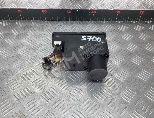 Компрессор центрального замка Audi A4 B5 (8D) 1994-1999  Audi A4 A4 B5 (8D) 1994-1999