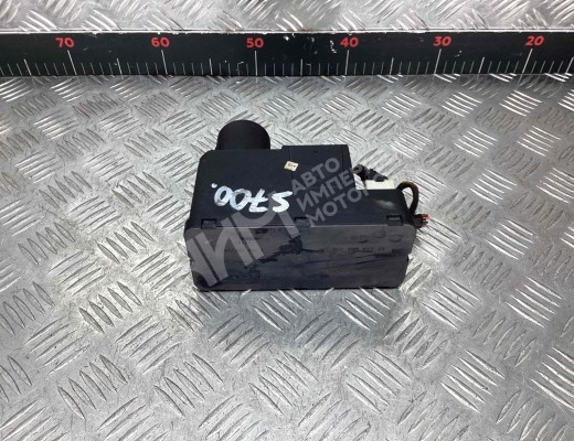 Компрессор центрального замка Audi A4 B5 (8D) 1994-1999  Audi A4 A4 B5 (8D) 1994-1999