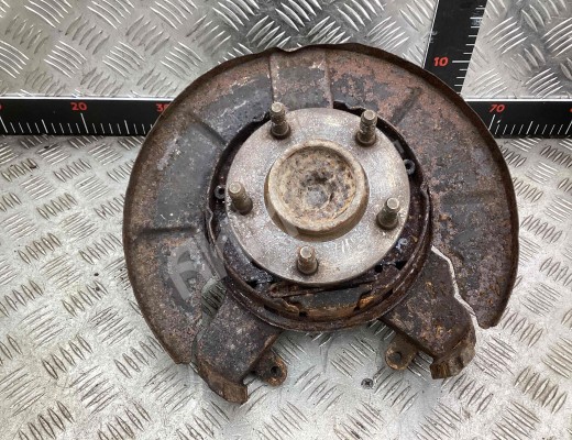 Ступица задняя правая Chrysler Voyager IV (RG) 2001-2008  Chrysler Voyager Voyager IV (RG) 2001-2008