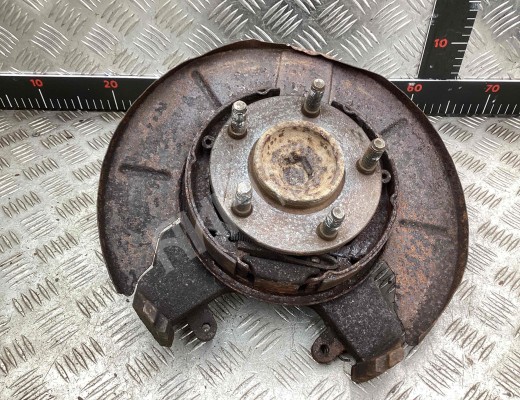 Ступица задняя левая Chrysler Voyager IV (RG) 2001-2008  Chrysler Voyager Voyager IV (RG) 2001-2008