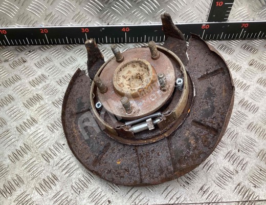 Ступица задняя левая Chrysler Voyager IV (RG) 2001-2008  Chrysler Voyager Voyager IV (RG) 2001-2008