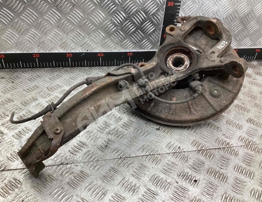 Кулак поворотный левый Volkswagen Touareg I (7L) 2002-2006  Volkswagen Touareg Touareg I (7L) 2002-2006