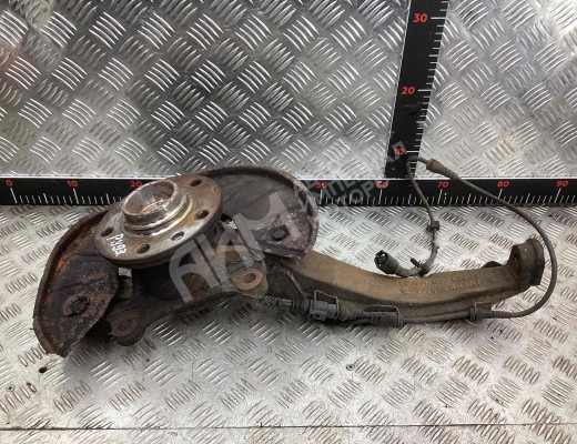 Кулак поворотный правый Volkswagen Touareg I (7L) 2002-2006  Volkswagen Touareg Touareg I (7L) 2002-2006