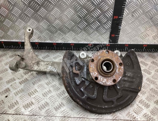 Кулак поворотный левый Audi A6 C5 (4B) 2001-2004 рестайлинг  Audi A6 A6 C5 (4B) 2001-2004 рестайлинг