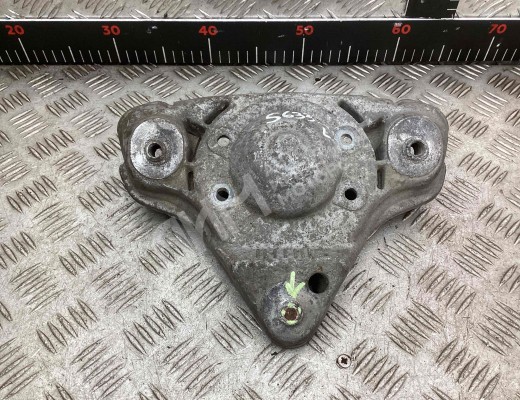 Опора амортизатора верхняя (чашка) Audi A6 C5 (4B) 2001-2004 рестайлинг  Audi A6 A6 C5 (4B) 2001-2004 рестайлинг