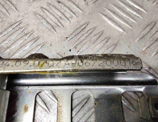Ограничитель открывания двери Mercedes Sprinter II (W906) 2006-2013  Mercedes Sprinter Sprinter II (W906) 2006-2013