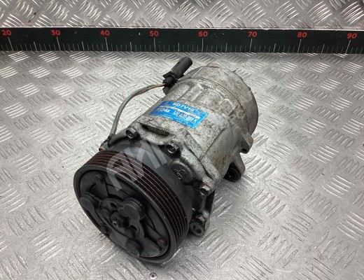 Компрессор кондиционера Volkswagen Golf IV (1J) 1997-2004  Volkswagen Golf Golf IV (1J) 1997-2004