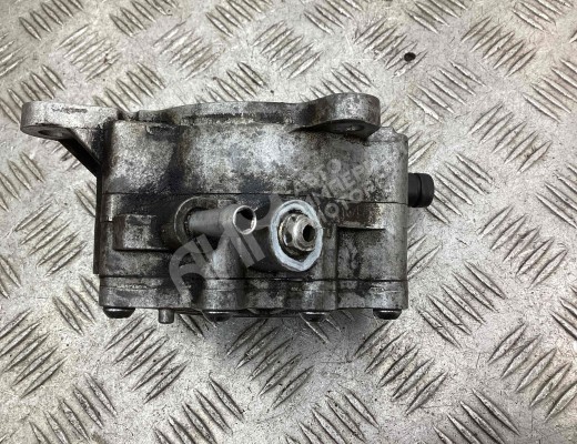 Насос вакуумный Volkswagen Golf IV (1J) 1997-2004  Volkswagen Golf Golf IV (1J) 1997-2004