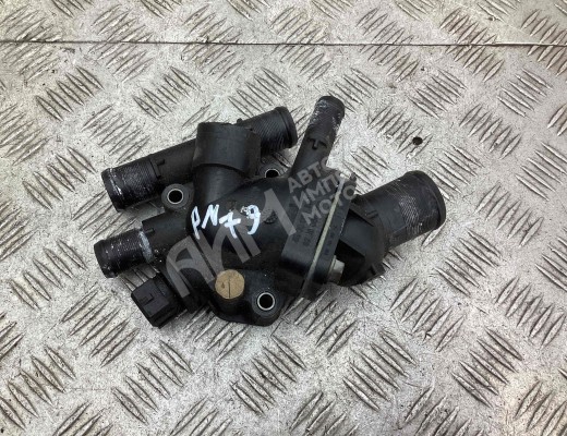 Корпус термостата Volvo V40 I (VW) 2000-2004 рестайлинг  Volvo V40 V40 I (VW) 2000-2004 рестайлинг