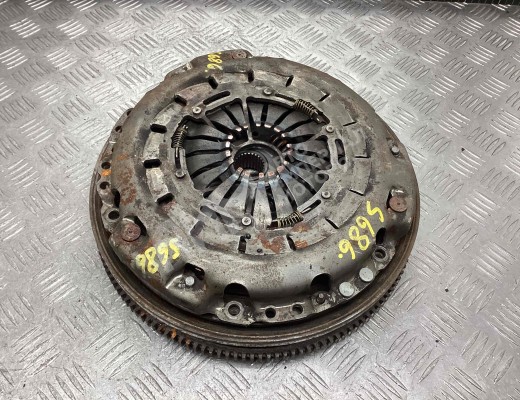 Маховик Mercedes C (W203) 2000-2004  Mercedes C C (W203) 2000-2004