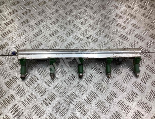 Форсунка Volvo S60 I (RS, RH) 2000-2009  Volvo S60 S60 I (RS, RH) 2000-2009