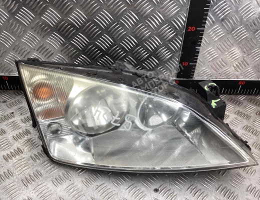 Фара правая Ford Mondeo III 2003-2007 рестайлинг  Ford Mondeo Mondeo III 2003-2007 рестайлинг