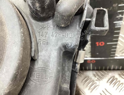 Фара правая Volkswagen Passat B5 (3B) 1996-2000  Volkswagen Passat Passat B5 (3B) 1996-2000