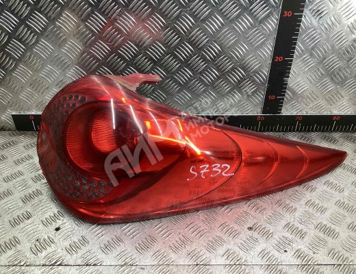 Фонарь задний правый Peugeot 207 (WA/WC/WK) 2006-2013  Peugeot 207 207 (WA/WC/WK) 2006-2013