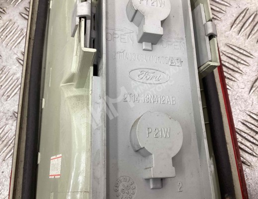 Фонарь задний левый Ford T. Connect I 2002-2009  Ford Transit Connect T. Connect I 2002-2009