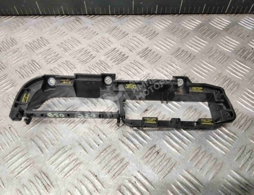 Ручка внутренняя передняя левая Skoda Superb I (3U) 2001-2008  Skoda Superb Superb I (3U) 2001-2008