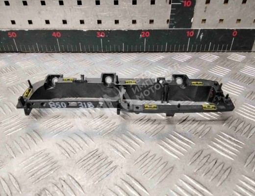 Ручка внутренняя передняя левая Skoda Superb I (3U) 2001-2008  Skoda Superb Superb I (3U) 2001-2008