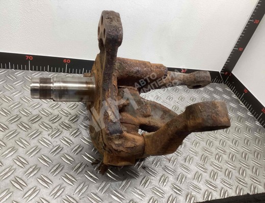 Кулак поворотный левый Renault Midlum I 2000-2006  Renault Midlum Midlum I 2000-2006