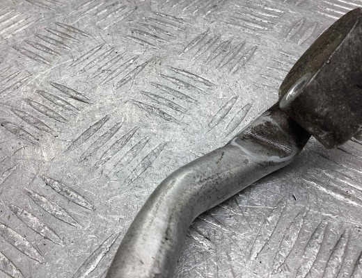 Трубка кондиционера Audi A6 C6 (4F) 2004-2008  Audi A6 A6 C6 (4F) 2004-2008
