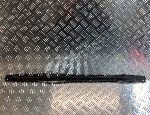 Уплотнитель двери передней левой Toyota Avensis III (T270) 2008-2015  Toyota Avensis Avensis III (T270) 2008-2015