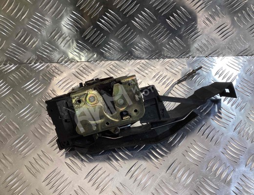 Замок двери передней правой Ford Focus I 2001-2005 рестайлинг  Ford Focus Focus I 2001-2005 рестайлинг